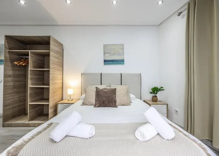 Classy Studio Close To Retiro Park, Madrid